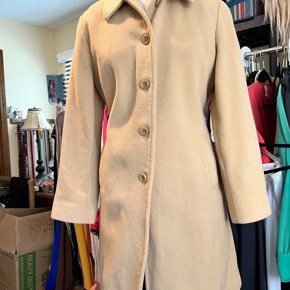 Classic Tan Women's Coat - Picture 7 of 10